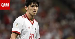 احظي بوقت ممتع باللعب مع لاعبين محليين. Ù„Ø§Ø¹Ø¨ Ø¥ÙŠØ±Ø§Ù†ÙŠ ÙŠØ¹ØªØ²Ù„ Ø¯ÙˆÙ„ÙŠØ§ Ø¨Ø¹Ø¯ Ø¹ÙˆØ¯Ø© Ø§Ù„Ù…Ø±Ø¶ Ù„ÙˆØ§Ù„Ø¯ØªÙ‡ Ø¨Ø³Ø¨Ø¨ Ø¥Ù‡Ø§Ù†Ø§Øª Ø§Ù„Ø¬Ù…Ø§Ù‡ÙŠØ± Cnn Arabic