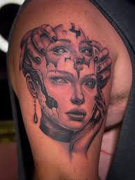 Aaron Mann (@aarondoestattoos) • Instagram photos and videos