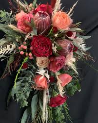 Alexandra Millar. 5/2/22 congratulations 💞💞. Love a native blend bouquet.  Your colours were sensational. 🥰🥰🥰🥰#eurambeenhomestead #loulousflorist  #weddingbouquet #bridalflowers