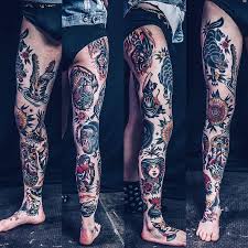 Traditional bald eagle tattoos are probably the most attractive and heart touching tattoo design. By Blue Train69 Oldworkers Oldschooltattoo Oldschool Oldschoolink Traditi Traditional Tattoo Black And Grey Traditional Thigh Tattoo Traditional Tattoo