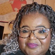 Lena Harding's Instagram, Twitter & Facebook