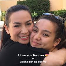 Wendy Phạm cảnh báo về tài khoản Facebook giả mạo, lập YouTube chia sẻ về  Phi Nhung