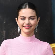 Selena gomez is an american singer and actress. 7oszcgikngkgqm