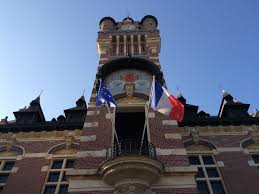 La mairie se charge de publier les bans. Se Marier Se Pacser Ville De Loos