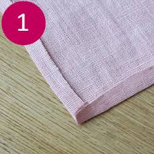 Les meilleures marques design adulte sont sur smallable, le family concept store. Diy Mes Serviettes De Table En Lin