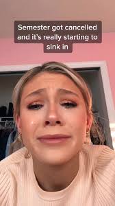 Who else can relate? #onlineclasses #semestercancelled #spring #friends  #college #imissyou #missmyfriends #quarantine #schoolcancelled #fyp #foru  #luv