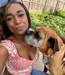 Look behind her she'll find em'