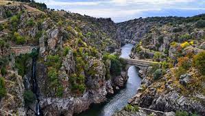 Maybe you would like to learn more about one of these? Embalse De El Villar