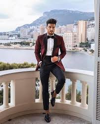 20 Best Winter Wedding Outfits For Men For Guest Wedding Mens Outfits Wedding Outfit Men Mens Winter Fashion
