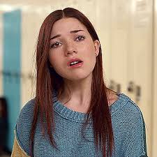 Mother The Smooth Hustler Jeans Worn By Abby Littman (Katie Douglas) As  Seen In Ginny & Georgia (S02E10) | Spotern