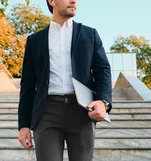 Gli italiani sono appassionati per definizione e quando si tratta di lifestyle, amano sperimentare e osare. Abito Spezzato Che Passione