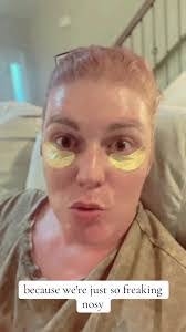 Perry Bender's Instagram, Twitter & Facebook