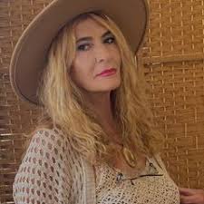 Vicky Becerra Toro (@vickybecerratoro)