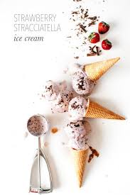Strawberry Stracciatella Ice Cream Kale Caramel Recipe Chocolate Maker Soft Serve Ice Cream Machine Ice Cream