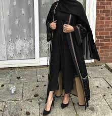 Marya Velvet Abaya Ready To Dispatch Aaliya Collections Abayas Fashion Hijab Fashion Inspiration Fashion