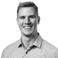 100+ perfiles de «Clift---»