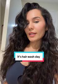 Using Monday Shampoo for Color Removing
