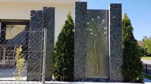 Welche vorteile hat ein gartenzaun aus doppelstabmatten gegenüber einem maschendrahtzaun? Sichtschutz Stein Granitstelen Gabionen Und Steinmauern Hofmann Zaun Montagen