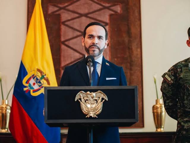 Abelardo de la Espriella ordena la deportación inmediata de los inmigrantes  irregulares: “Se van, es una decisión política” | EL PAÍS América Colombia
