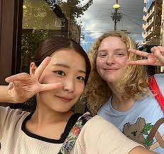 Graduate teaching program at Sweet Briar boasts strong year, happy alumnae  • Sweet Briar College