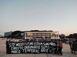 The government has recognized 690 territories for its indigenous population, covering about 13% of brazil's land mass. Indigenous Communities In Danger Of Being Erased From The Map In Brazil Greenpeace International