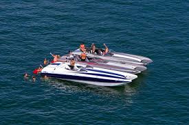 DCB Delivers M31 Widebody at Its Regatta; Magoo's New M44 in Gelcoat