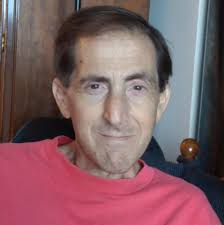 Why is the Broadway Bagel in Plantation closed?