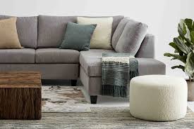 Un canapé en tissu oscillera entre 600 et 1 000 euros, pour du cuir, il faut compter minimum 2 000 euros. Quel Sofa Acheter Mobilia
