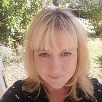 Danielle Ansell's Instagram, Twitter & Facebook