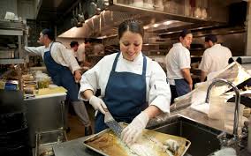 As a commis chef you would work in a busy kitchen supporting the chef or chefs depending on how big the kitchen is. Sous Chef Cover Letter
