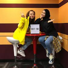 Tapi kan sebenarnya bulan ni la peluang kita nak mengamalkan gaya hidup sihat, nak jaga makan bagai. Hot Fm Sarah Suhairi Teman Zetty Hari Ni Dekat Carta Top Facebook