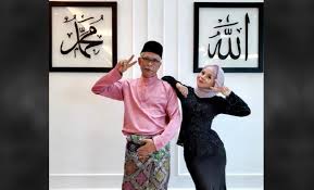 Blog gosip artis malaysia yang terbaru, sensasi dan panas. 5ujtfqj13slbsm