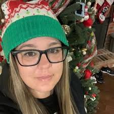 Katie Thomas (@PECoachT)