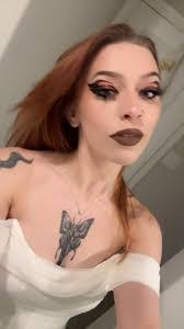 Katelyn Hall's Instagram, Twitter & Facebook