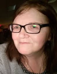 Frances Earle's Instagram, Twitter & Facebook