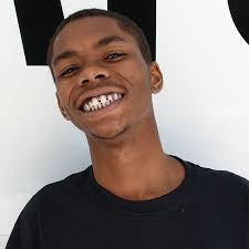 Julius Armstrong's Instagram, Twitter & Facebook