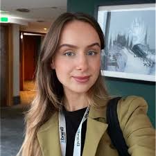 After a long 3 years with so many times where I wasn't sure I could make it  to the end, I'm incredibly proud to say that I've completed my degree in  Journalism