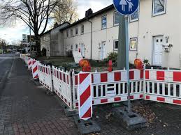 Von altenhagen über theesen bis nach brackwede: Das Kommt Aus Bielefeld Ehemalige Britische Wohnhauser Werden Abgerissen