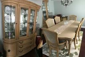 The needs of your dining room are unique to your family home. 8 Piece Bassett Dining Room Set Ebay