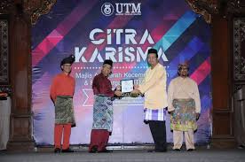 4 ogos 2020 disempurnakan oleh : My Third Anugerah Perkhidmatan Cemerlang Dr Mohd Shafie Bin Rosli