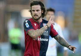 He currently plays as a defensive midfielder, midfielder (right) in serie a for club. Leeds United Nahitan Nandez Speculation Has Shades Of De Paul