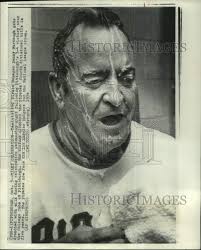 LARGE PRESS PHOTOGRAPH