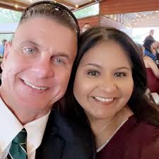 Did anyone find a heart shaped diamond pendant necklace at the hospital in  Gatesville?