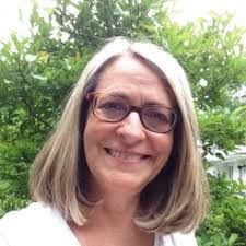 Lori Danko's Instagram, Twitter & Facebook