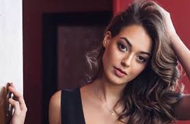 Annesinin ismi hale temizyürek, babası'nın ise orhan deniz'dir. Dilan Cicek Deniz Kimdir Cukur Sena Nereli Boyu Ve Kilosu Kac Yasinda