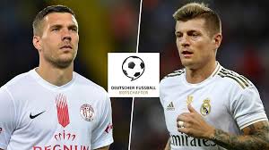 Er selbst sehe die ähnlichkeit nicht, Kroos Podolski Und Co Deutsche Fussball Botschafter E V Stellt Elf Profis Zur Wahl Fur Publikumspreis Sportbuzzer De