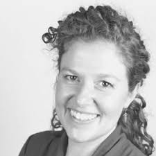 Leslie Dube's Instagram, Twitter & Facebook