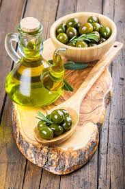 Using olive oil on your hair may also promote hair growth by removing sebum buildup so new hair follicles can form. How To Remove Permanent Hair Dye With Olive Oil Bright Stuffs