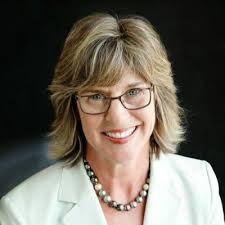 I'm excited to kick-off another season of our Art as an Asset series! Last  year, we enjoyed sharing some amazing artists in the good company of our  guests, whose lives are all