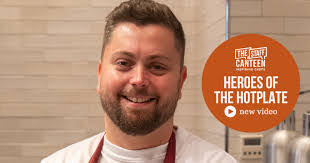 Lee Westcott's Instagram, Twitter & Facebook